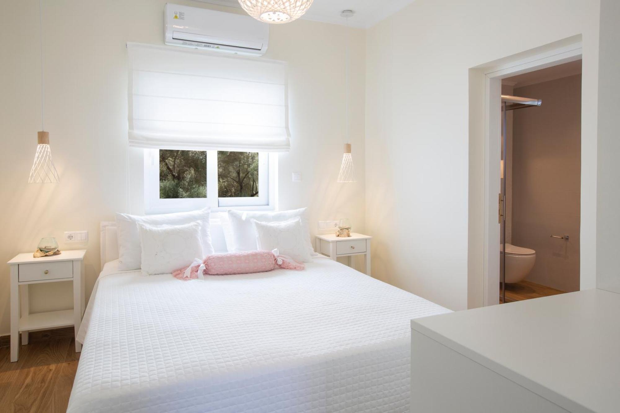 Villa Kallisti - Private Villa With Hot Tub, Large Garden, Close To The Beach Agia Varvara  Exterior foto
